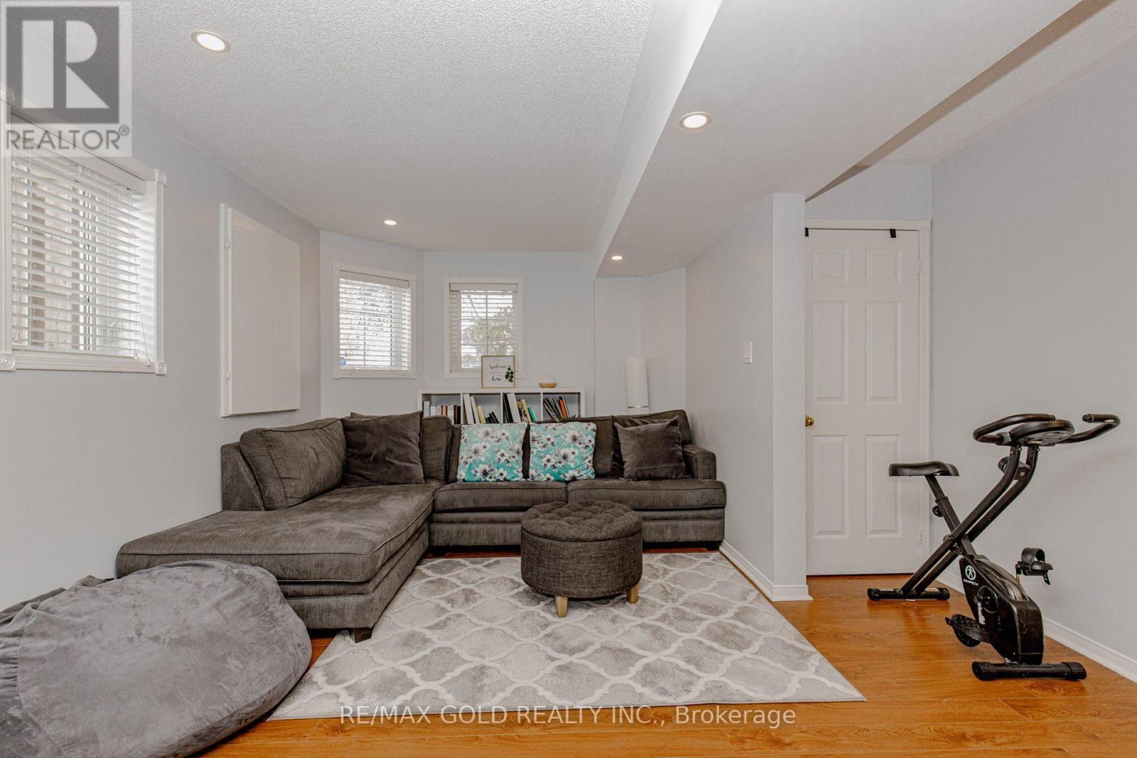 32 Aspenwood Trail, Caledon, Ontario  L7C 1B7 - Photo 36 - W12775212