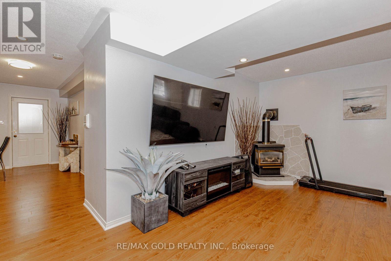 32 Aspenwood Trail, Caledon, Ontario  L7C 1B7 - Photo 37 - W12775212