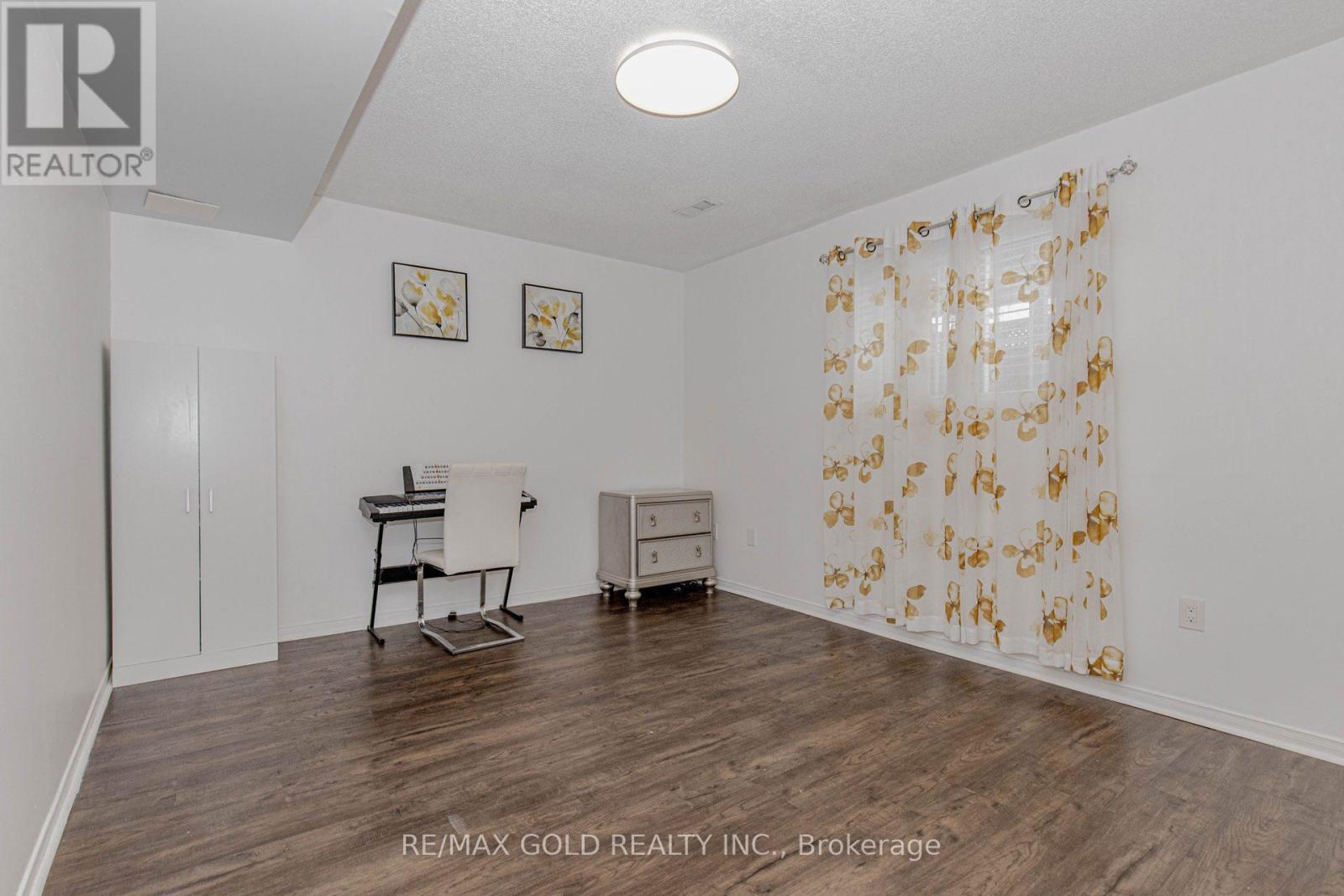 32 Aspenwood Trail, Caledon, Ontario  L7C 1B7 - Photo 40 - W12775212