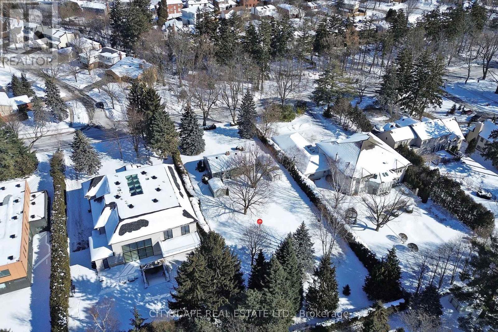 392 Fourth Line, Oakville, Ontario  L6L 5A4 - Photo 12 - W12775222