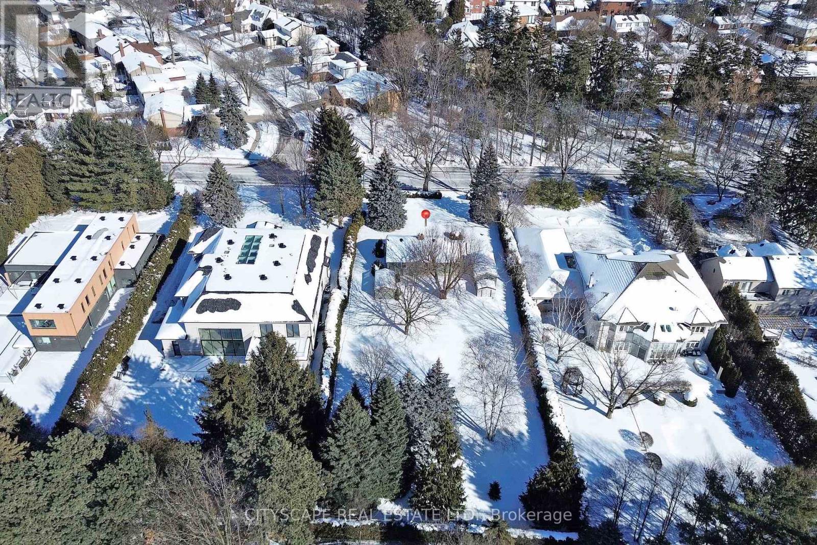 392 Fourth Line, Oakville, Ontario  L6L 5A4 - Photo 13 - W12775222