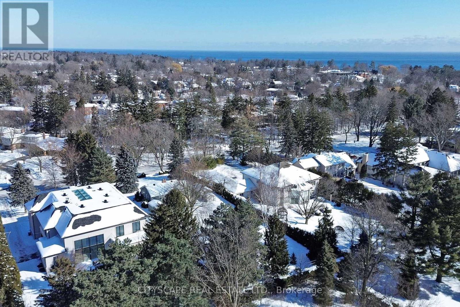 392 Fourth Line, Oakville, Ontario  L6L 5A4 - Photo 16 - W12775222