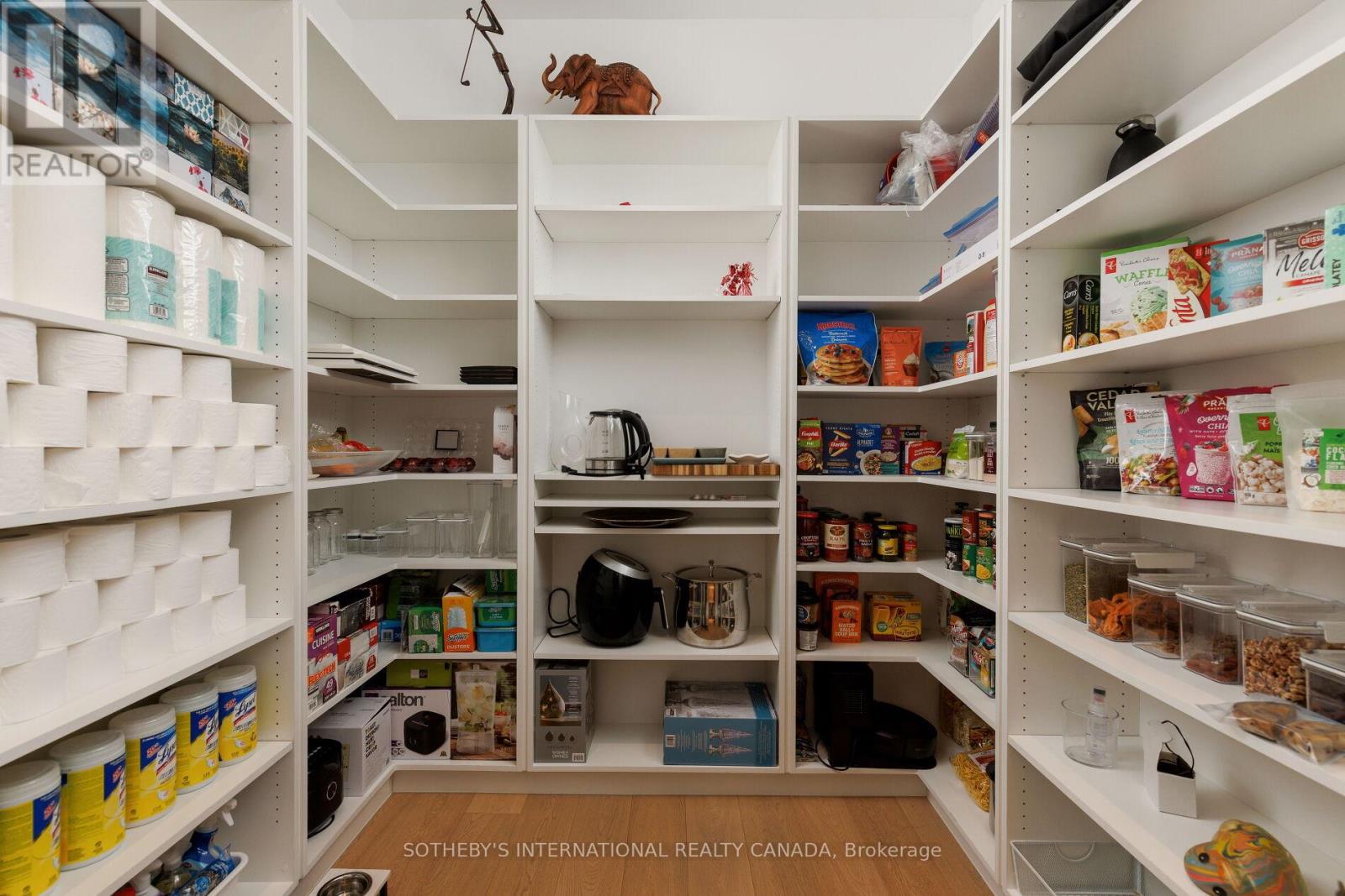 50 Bannon Avenue, Toronto, Ontario  M8X 1V1 - Photo 12 - W12775234