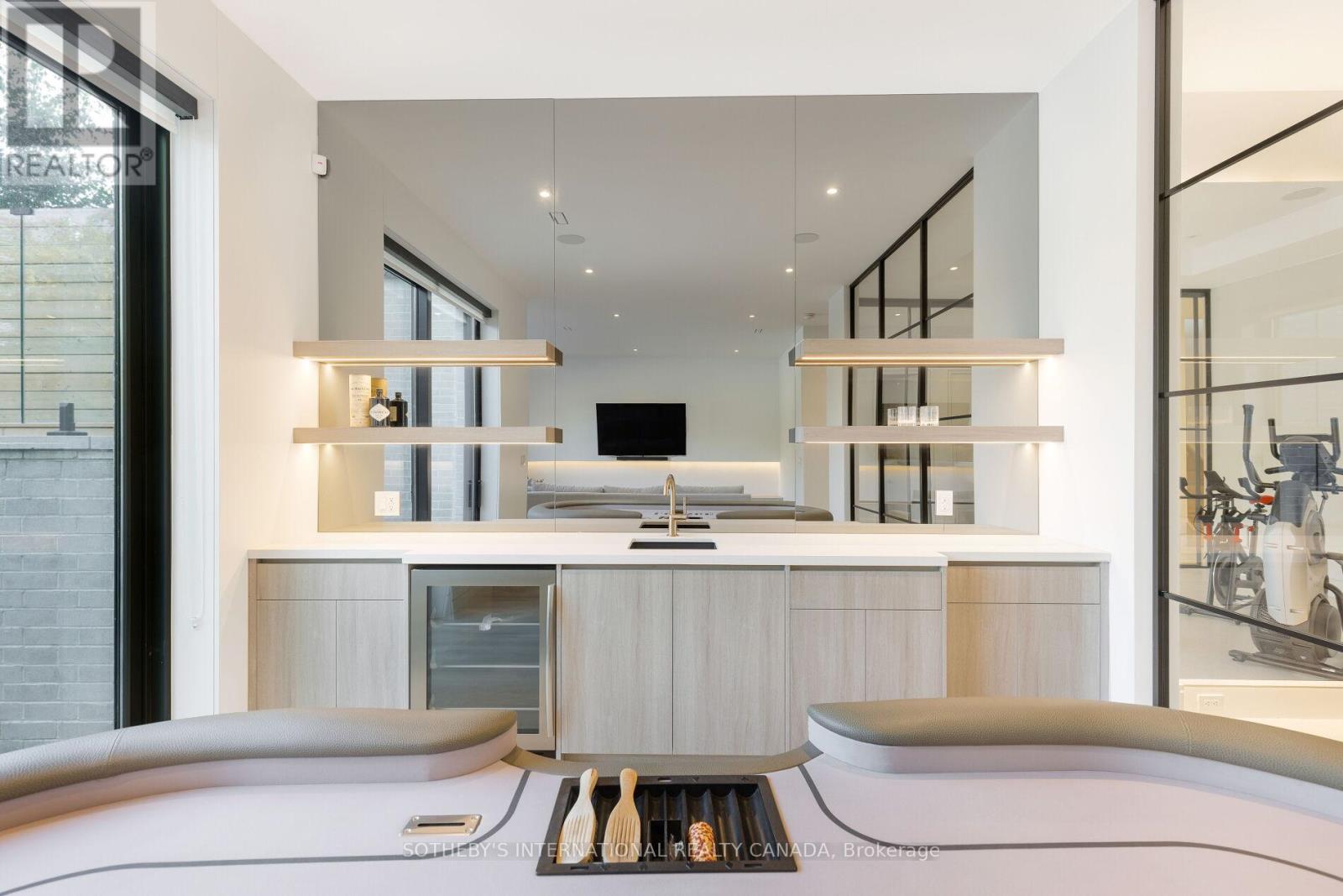 50 Bannon Avenue, Toronto, Ontario  M8X 1V1 - Photo 36 - W12775234