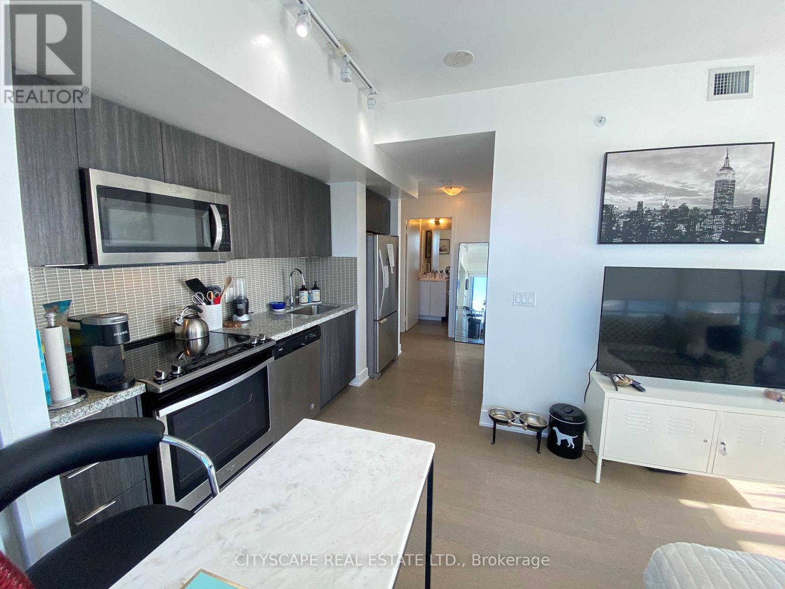 1821 - 30 Shore Breeze Drive, Toronto, Ontario  M8V 0J1 - Photo 9 - W12775240