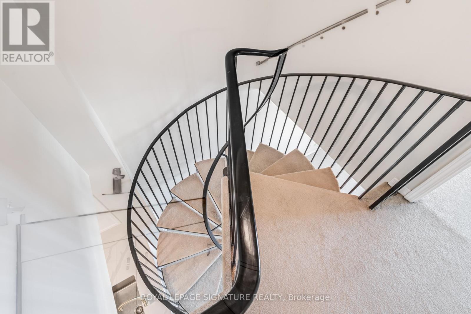 1703 - 2545 Erin Centre Boulevard, Mississauga, Ontario  L5M 6Z9 - Photo 10 - W12775274