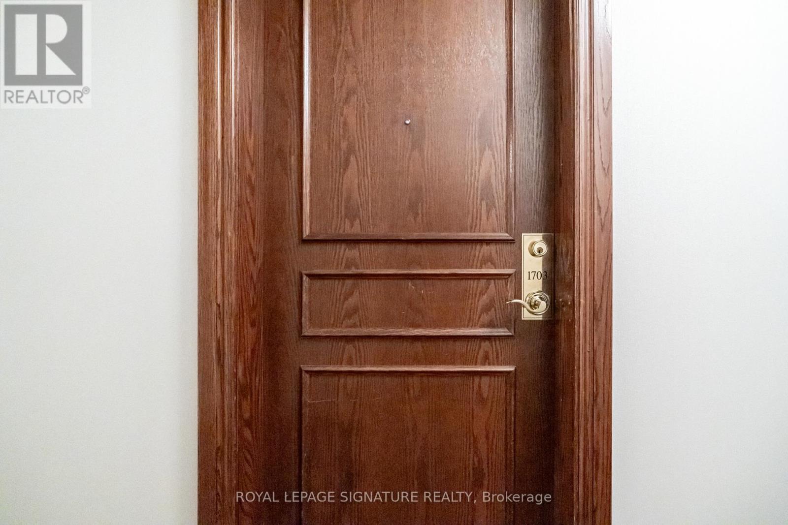 1703 - 2545 Erin Centre Boulevard, Mississauga, Ontario  L5M 6Z9 - Photo 4 - W12775274