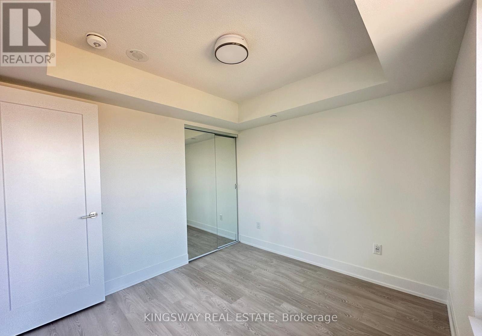 2205 - 10 Eva Road, Toronto, Ontario  M9C 0B3 - Photo 12 - W12775314