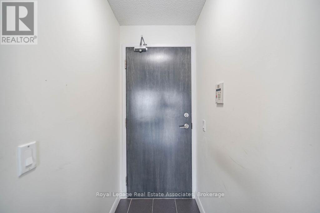 709 - 235 Sherway Gardens Road, Toronto, Ontario  M9C 0A2 - Photo 6 - W12775320