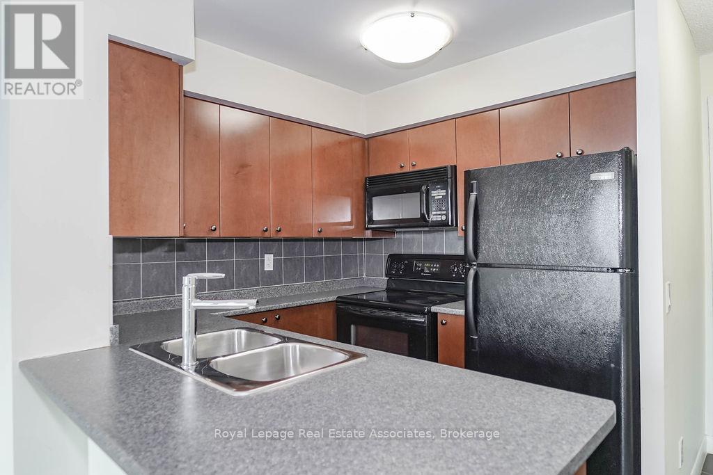 709 - 235 Sherway Gardens Road, Toronto, Ontario  M9C 0A2 - Photo 9 - W12775320