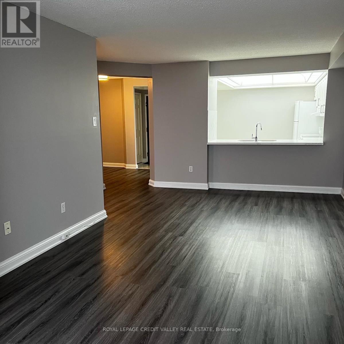 1705 - 24 Hanover Road, Brampton, Ontario  L6S 5K8 - Photo 6 - W12775334