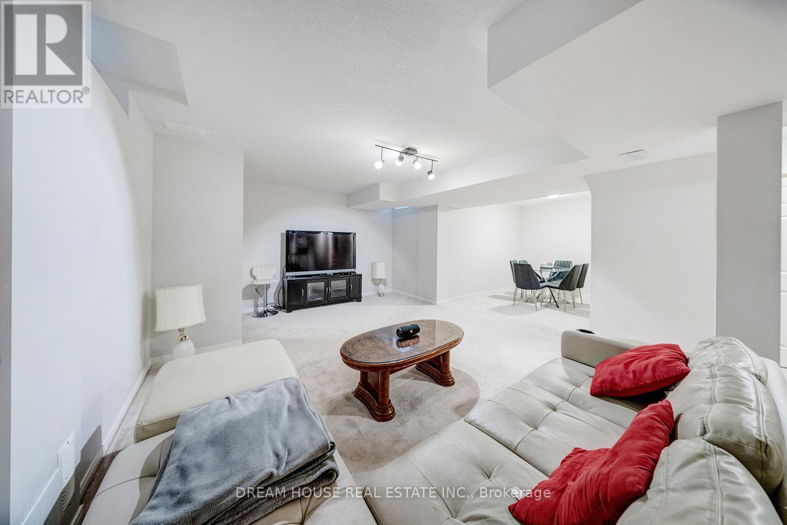 353 Michener Place, Milton, Ontario  L9T 8P4 - Photo 35 - W12775396