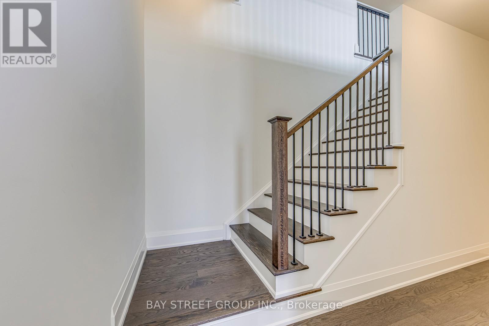 3431 Preserve Drive, Oakville, Ontario  L6M 5S1 - Photo 11 - W12775400