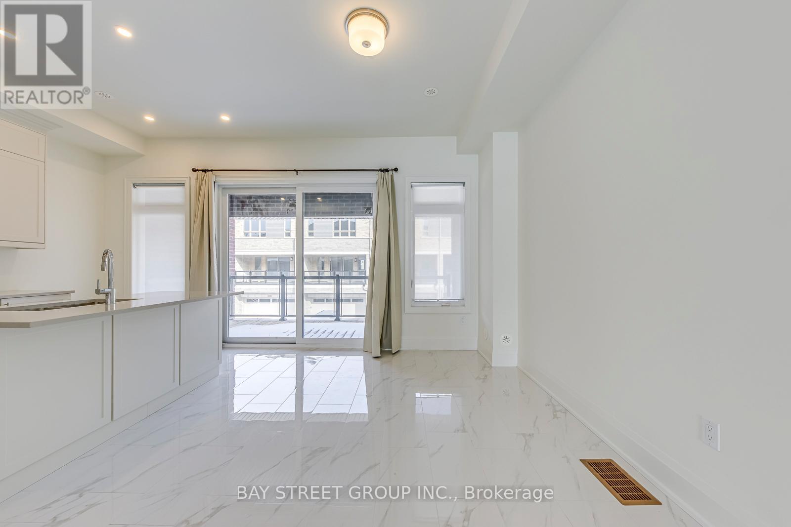 3431 Preserve Drive, Oakville, Ontario  L6M 5S1 - Photo 13 - W12775400