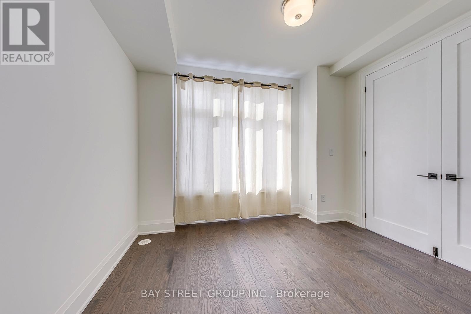 3431 Preserve Drive, Oakville, Ontario  L6M 5S1 - Photo 15 - W12775400