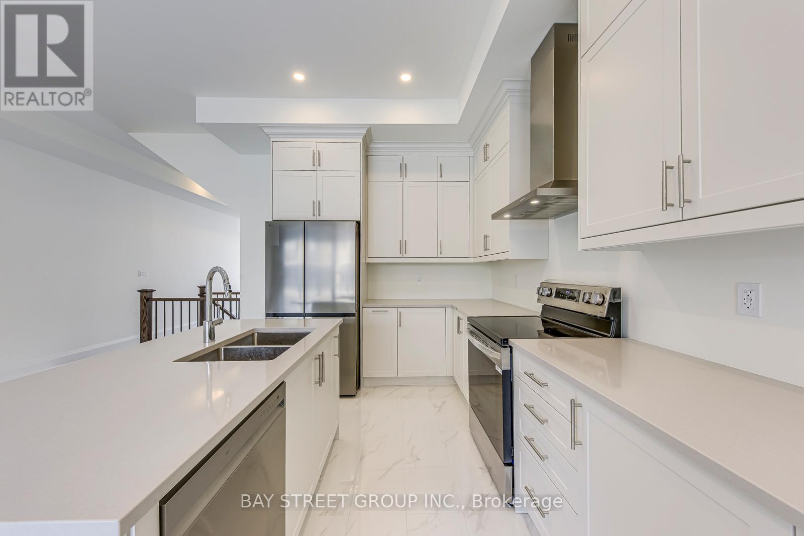 3431 Preserve Drive, Oakville, Ontario  L6M 5S1 - Photo 22 - W12775400