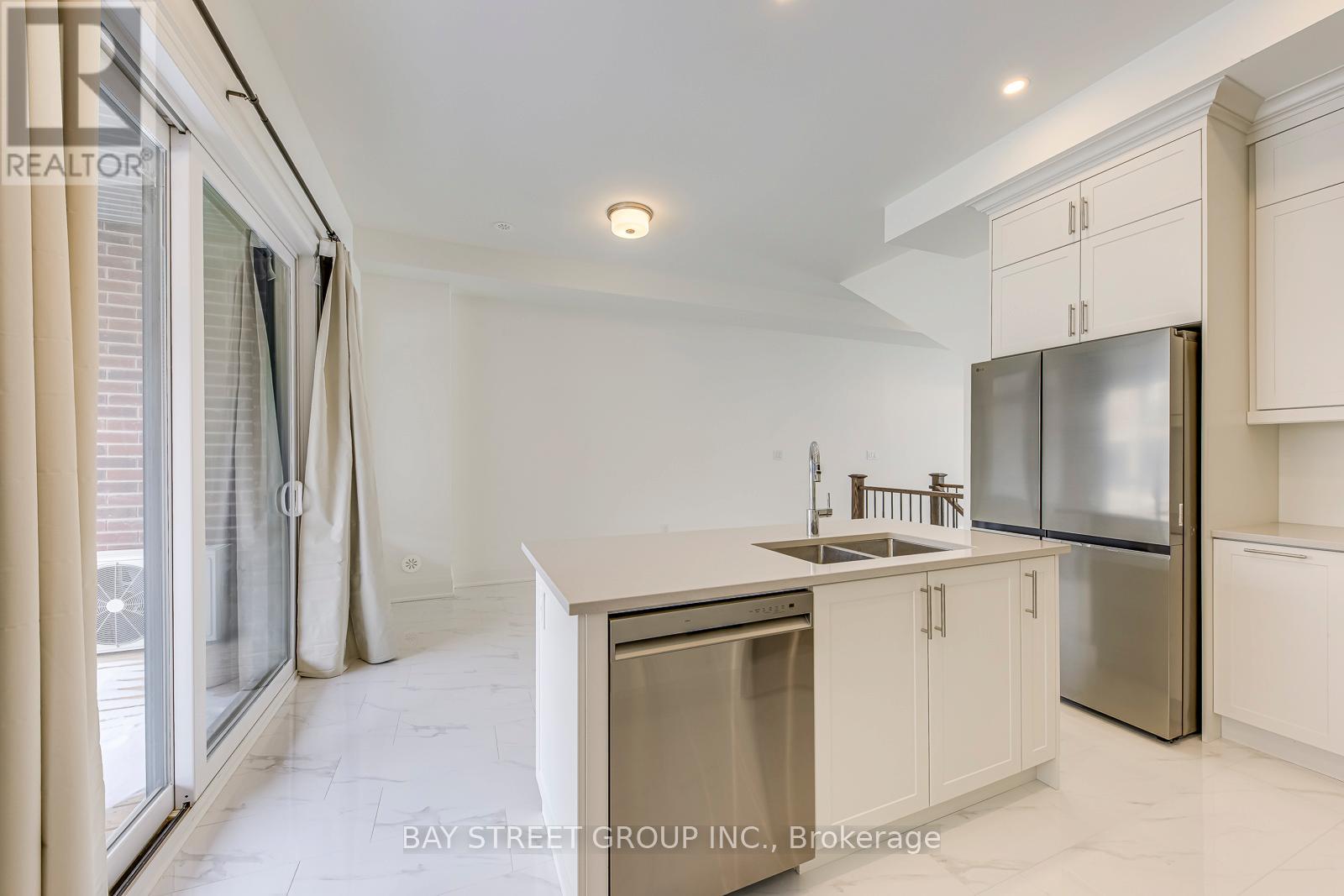 3431 Preserve Drive, Oakville, Ontario  L6M 5S1 - Photo 23 - W12775400