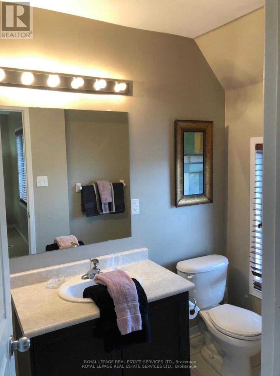 2353 Saddlecreek Crescent, Oakville, Ontario  L6M 5J7 - Photo 10 - W12775408