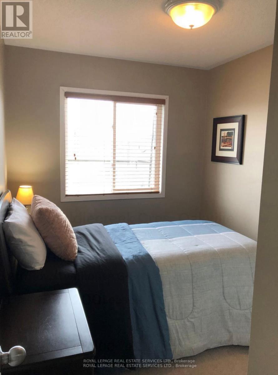 2353 Saddlecreek Crescent, Oakville, Ontario  L6M 5J7 - Photo 12 - W12775408