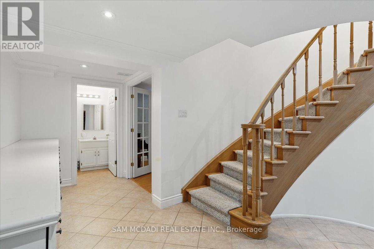 1713 Pengilley Place, Mississauga, Ontario  L5J 4R8 - Photo 38 - W12775412