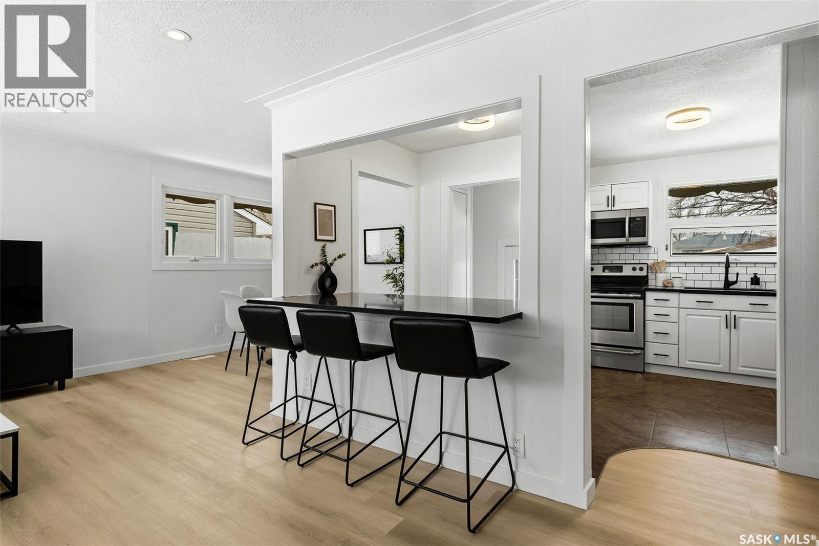 5012 1st Avenue, Regina, Saskatchewan  S4T 0A5 - Photo 3 - SK028204