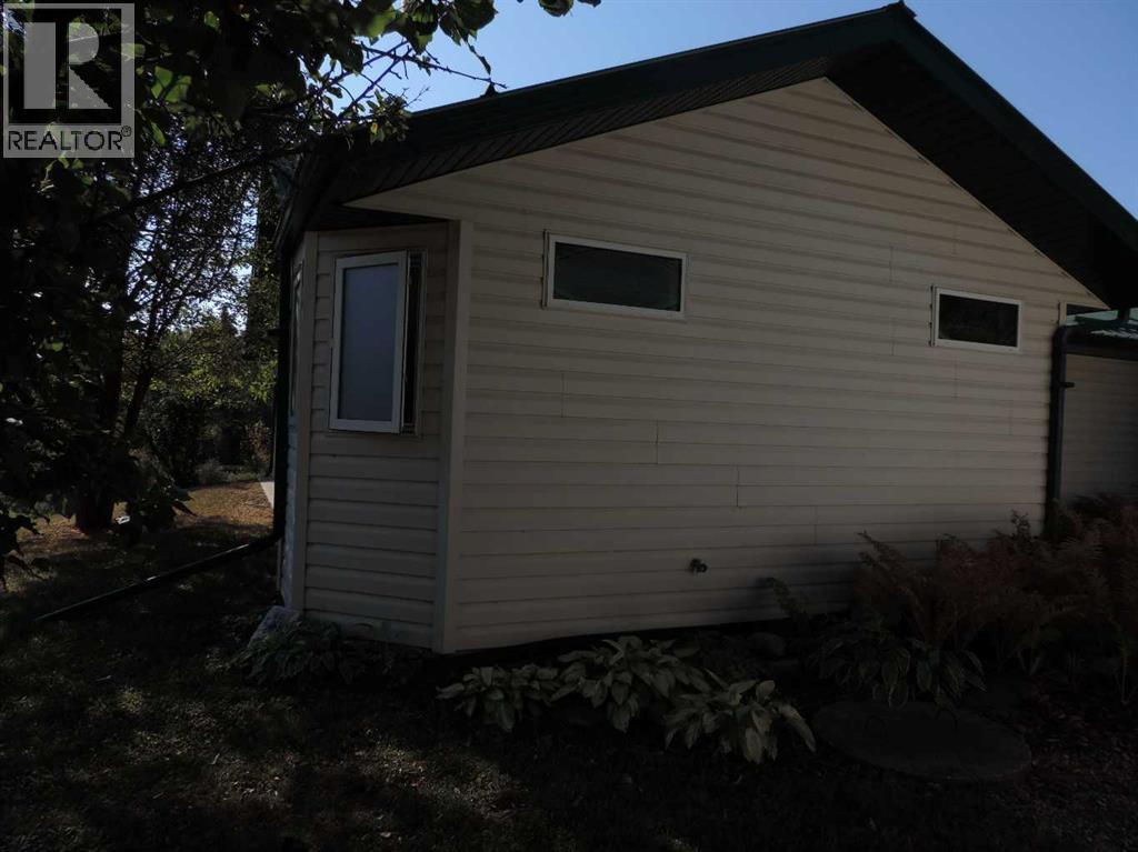 #11 Poor Man Flats Blue 14021  Hwy 53, Rural Ponoka County, Alberta  T0C 2J0 - Photo 37 - A2260393