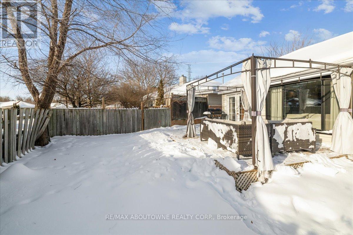 11 Macteith Court, Cambridge, Ontario  N1R 8J1 - Photo 26 - X12775296