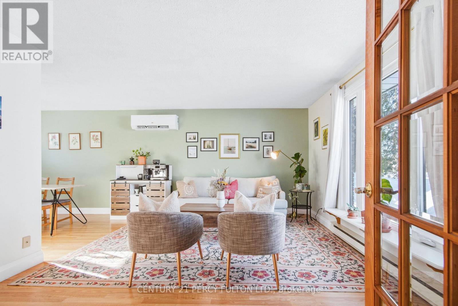 1 Peter Street, Quinte West, Ontario  K8V 6G6 - Photo 4 - X12775300