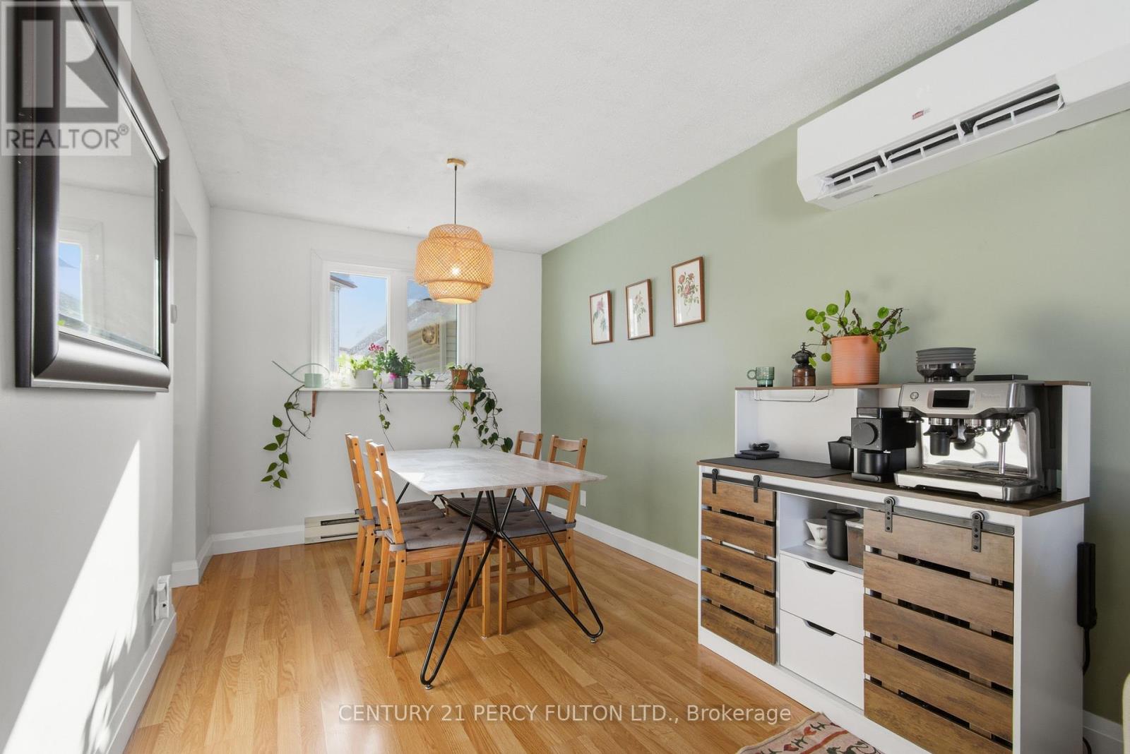 1 Peter Street, Quinte West, Ontario  K8V 6G6 - Photo 8 - X12775300