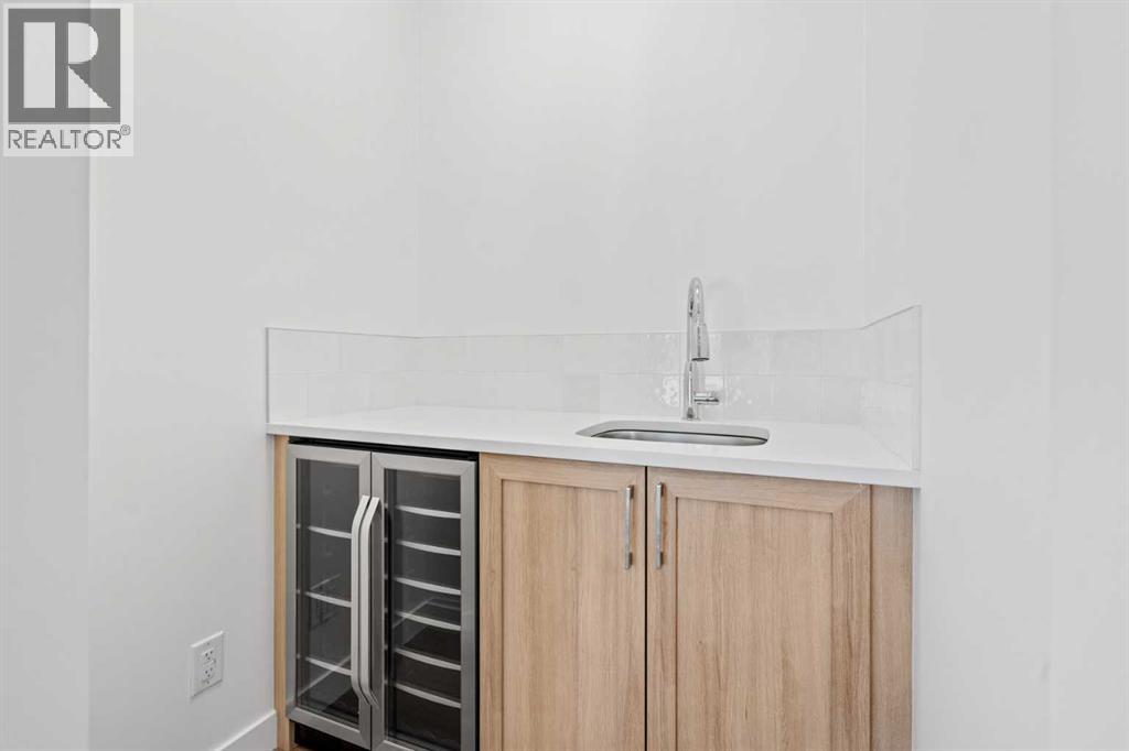 318 Baneberry Way Sw, Airdrie, Alberta  T4B 5M3 - Photo 7 - A2282936