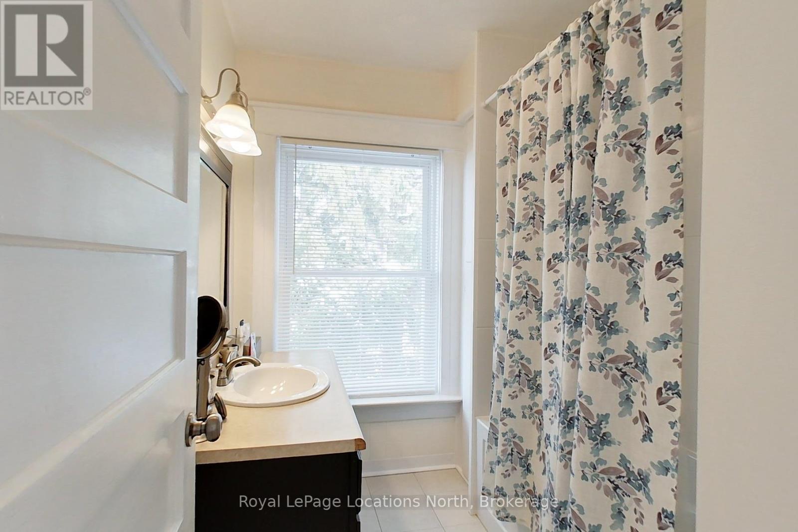 76 Trowbridge Street W, Meaford, Ontario  N4L 1G3 - Photo 14 - X12774644