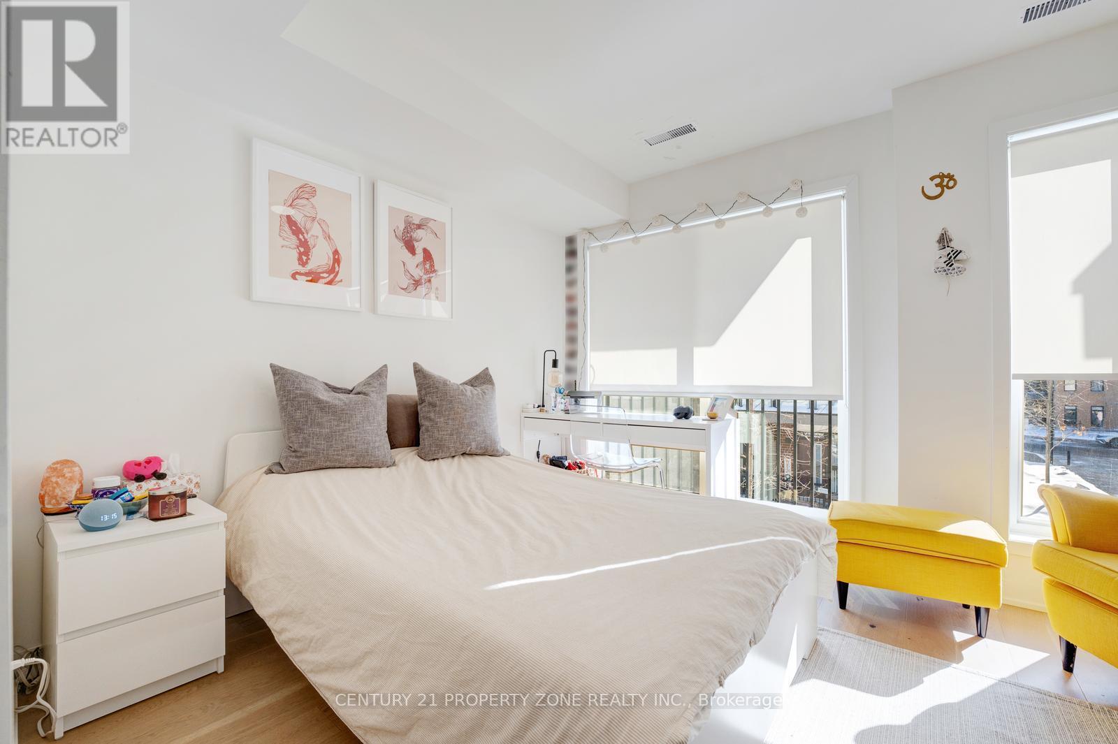 102 - 110 Canon Jackson Drive, Toronto, Ontario  M6M 0C1 - Photo 16 - W12752764