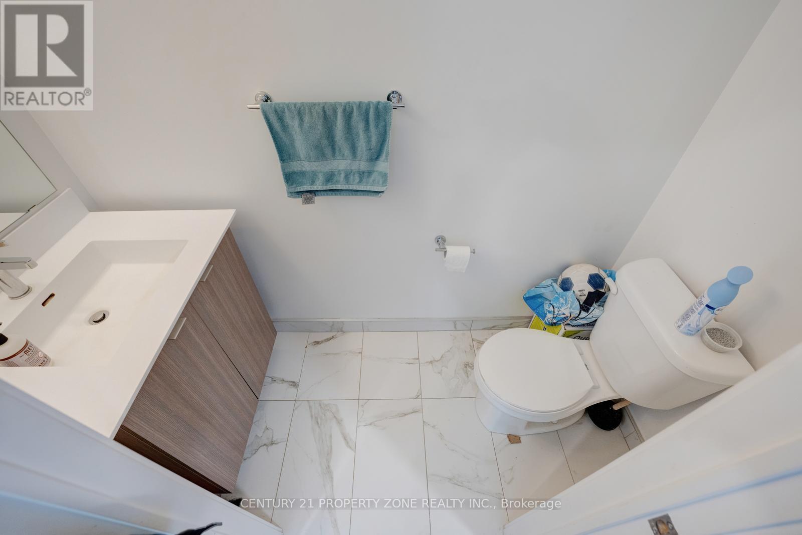 102 - 110 Canon Jackson Drive, Toronto, Ontario  M6M 0C1 - Photo 8 - W12752764