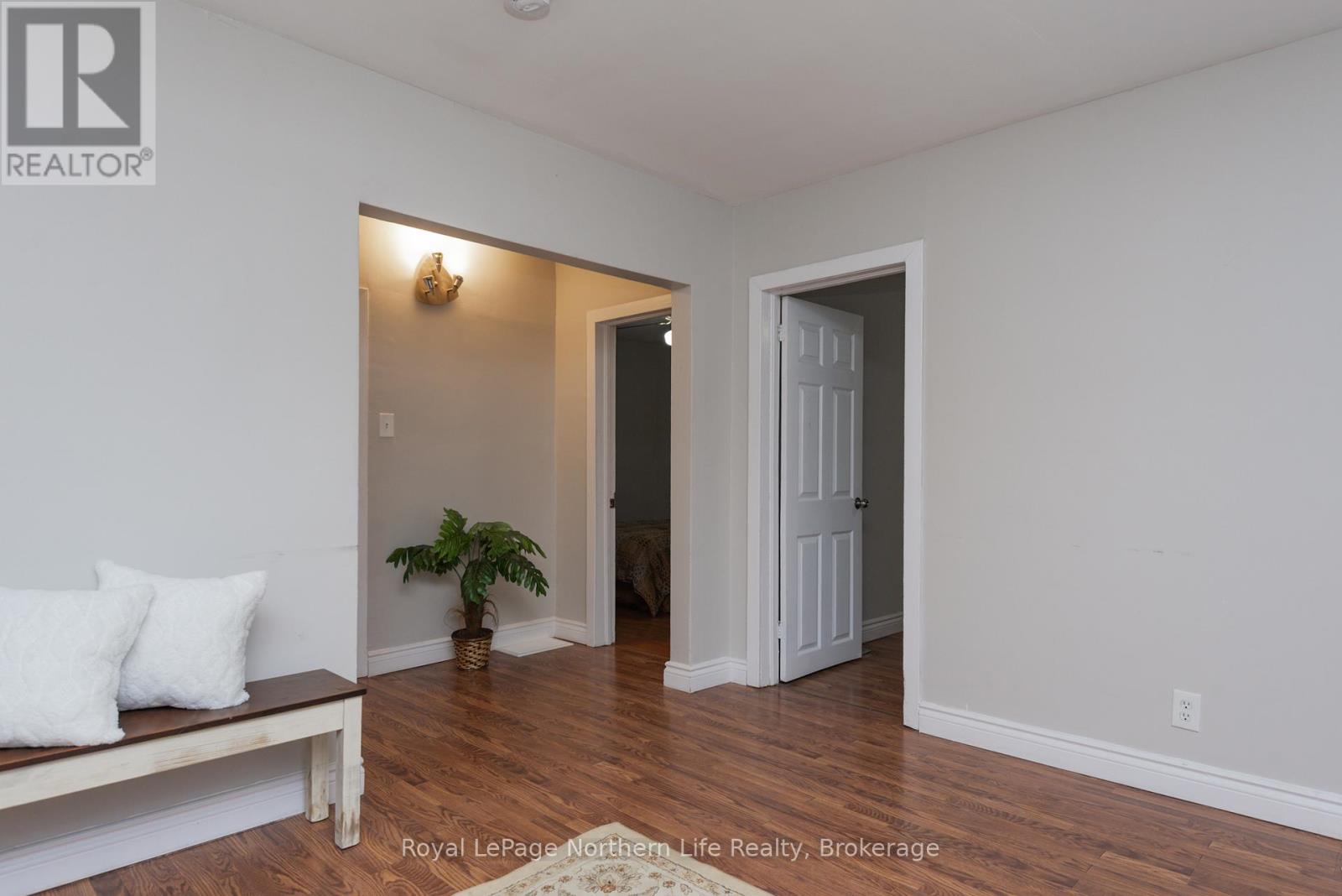 1631 Cholette Street, North Bay (Birchaven), Ontario  P1A 0B2 - Photo 11 - X12775522