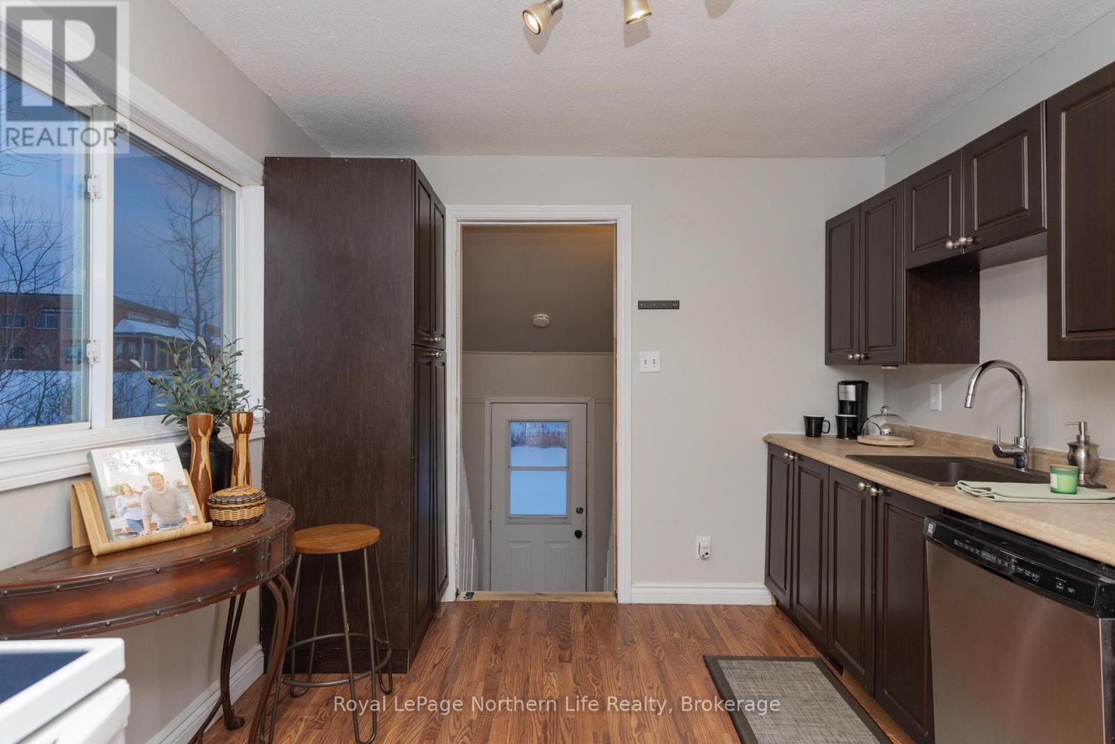 1631 Cholette Street, North Bay (Birchaven), Ontario  P1A 0B2 - Photo 6 - X12775522