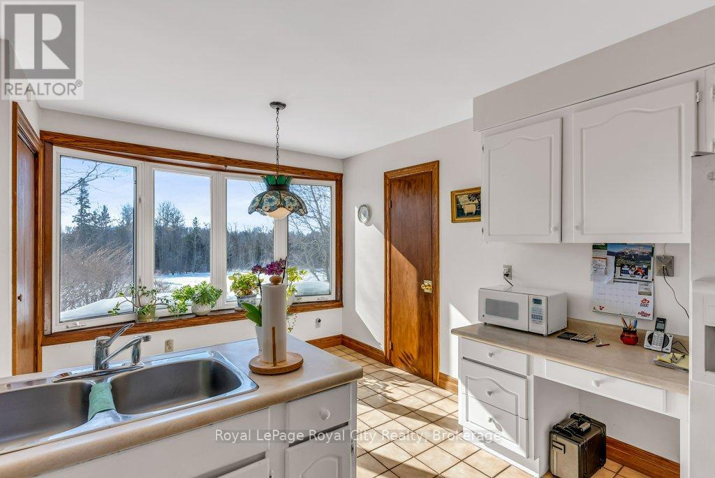 5502 Fifth Line, Guelph/eramosa, Ontario  N0B 2K0 - Photo 9 - X12775542