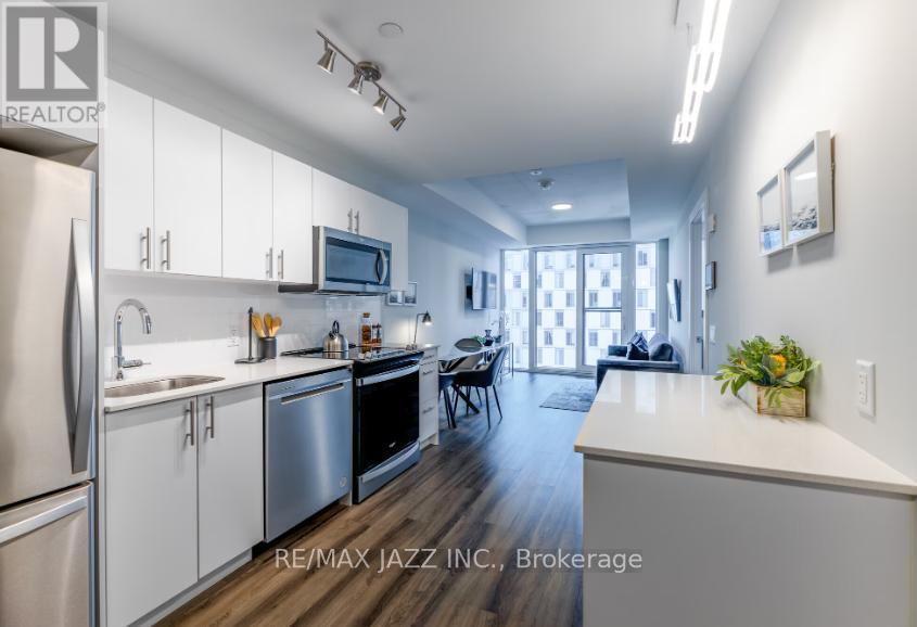 1220 - 80 Bond Street E, Oshawa (O'neill), Ontario  L1G 0E6 - Photo 2 - E12775554