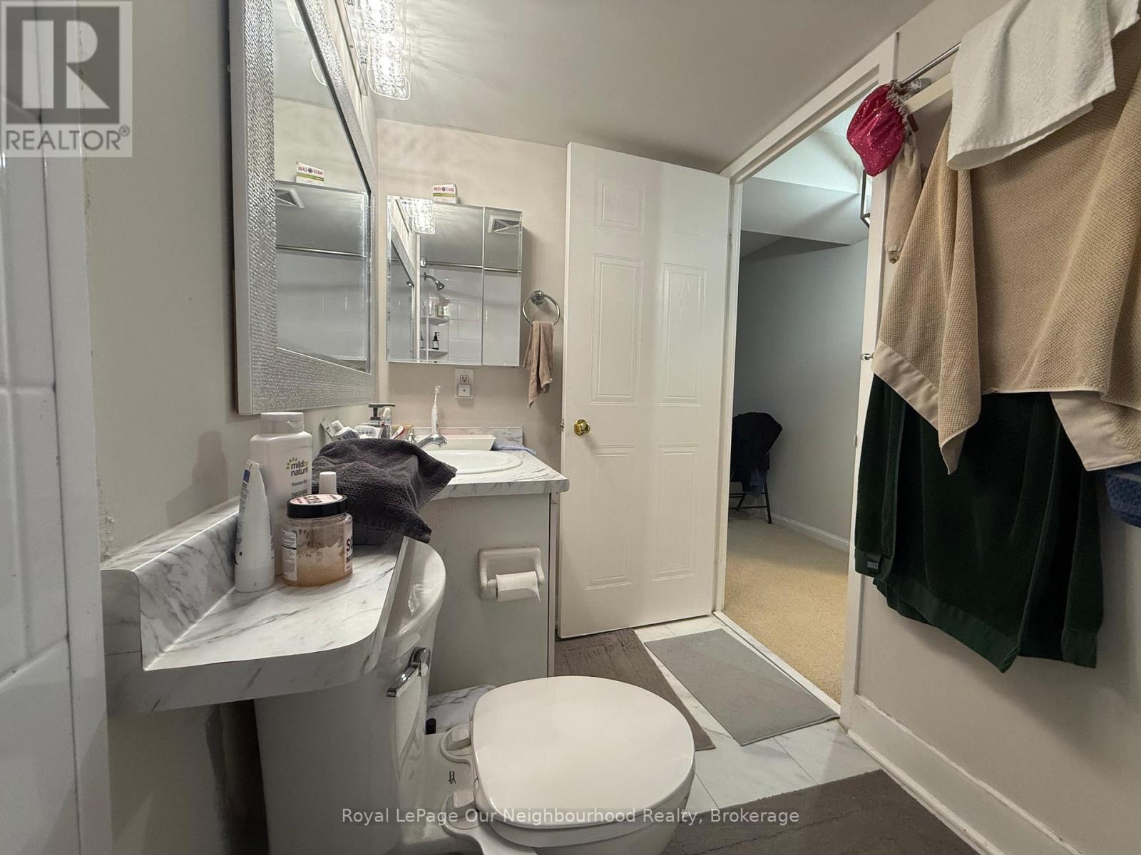 303 - 1 Hickory Tree Road, Toronto, Ontario  M9N 3W4 - Photo 16 - W12775528