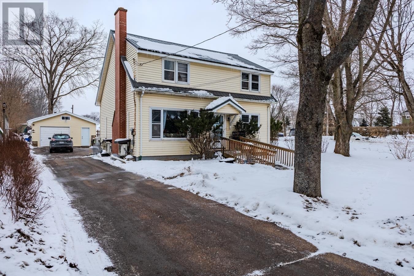 37 Queen Street, Truro, Nova Scotia  B2N 2A9 - Photo 2 - 202602506