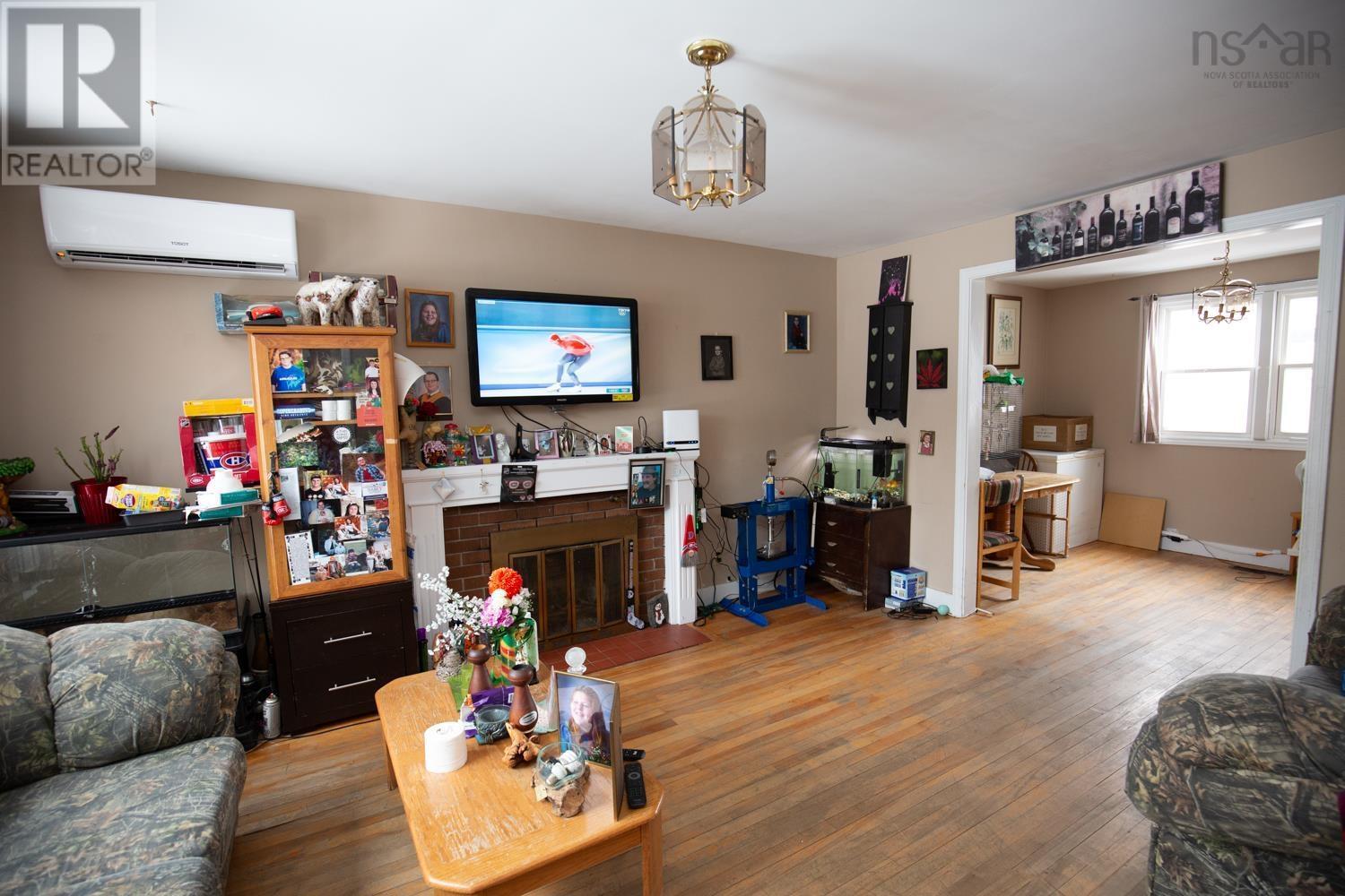 37 Queen Street, Truro, Nova Scotia  B2N 2A9 - Photo 4 - 202602506