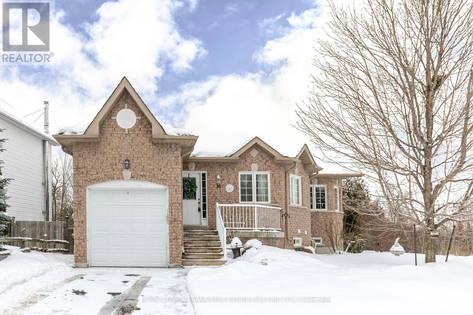 30 BROOKSIDE STREET, Cavan Monaghan, Ontario