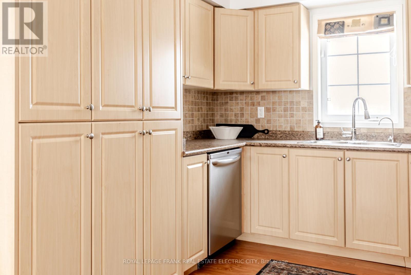 30 Brookside Street, Cavan Monaghan, Ontario L0A 1G0 - Photo 13 - X12775458