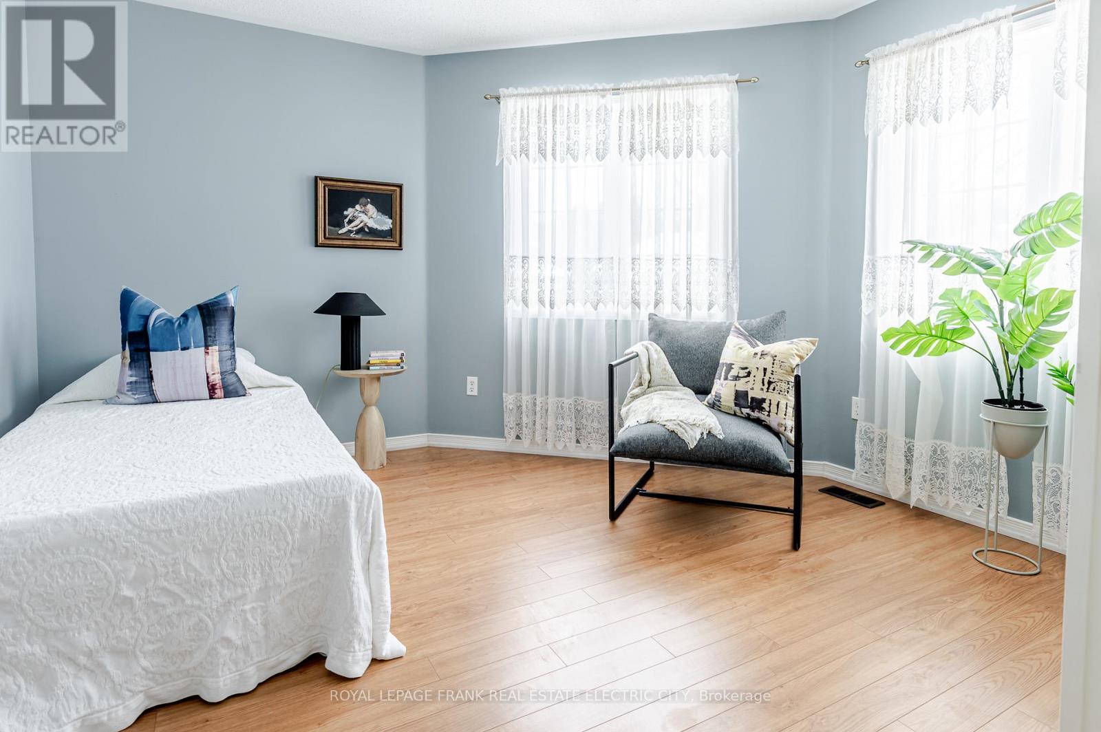 30 Brookside Street, Cavan Monaghan, Ontario L0A 1G0 - Photo 25 - X12775458