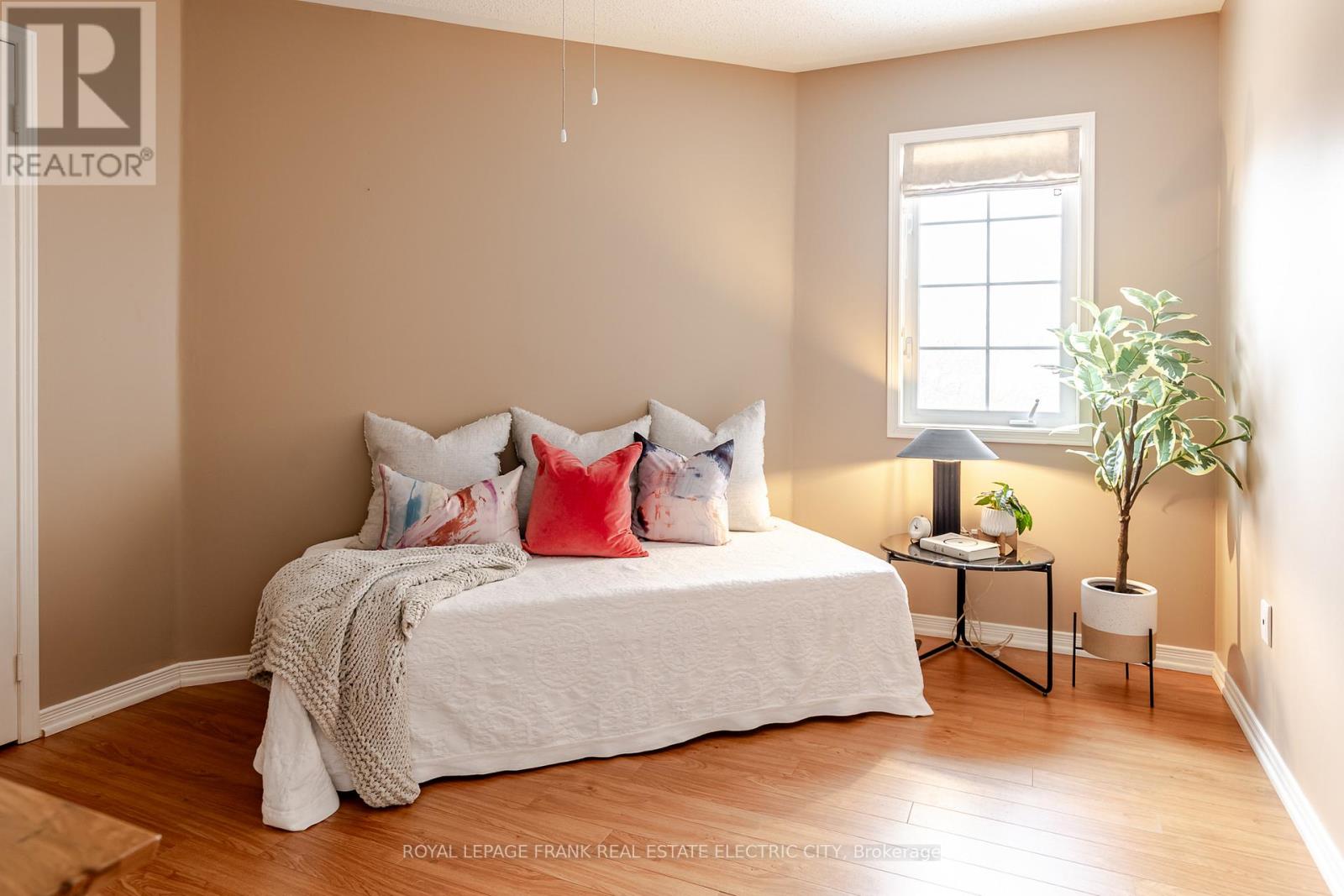 30 Brookside Street, Cavan Monaghan, Ontario L0A 1G0 - Photo 27 - X12775458