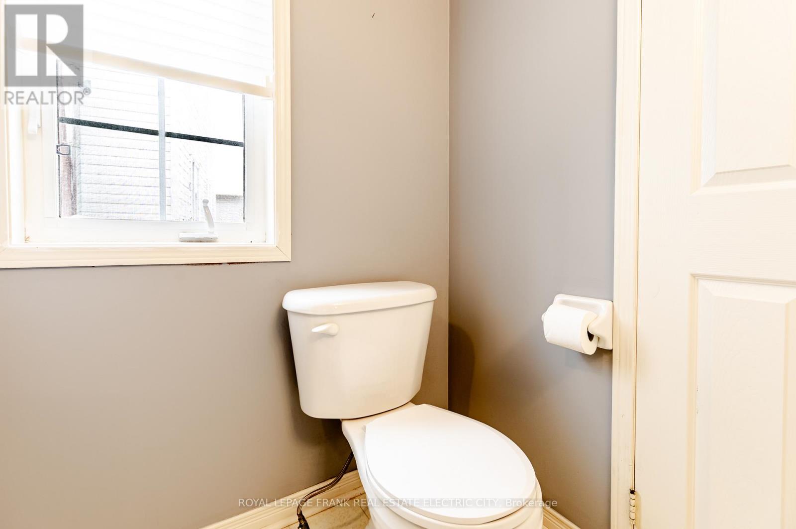 30 Brookside Street, Cavan Monaghan, Ontario L0A 1G0 - Photo 32 - X12775458