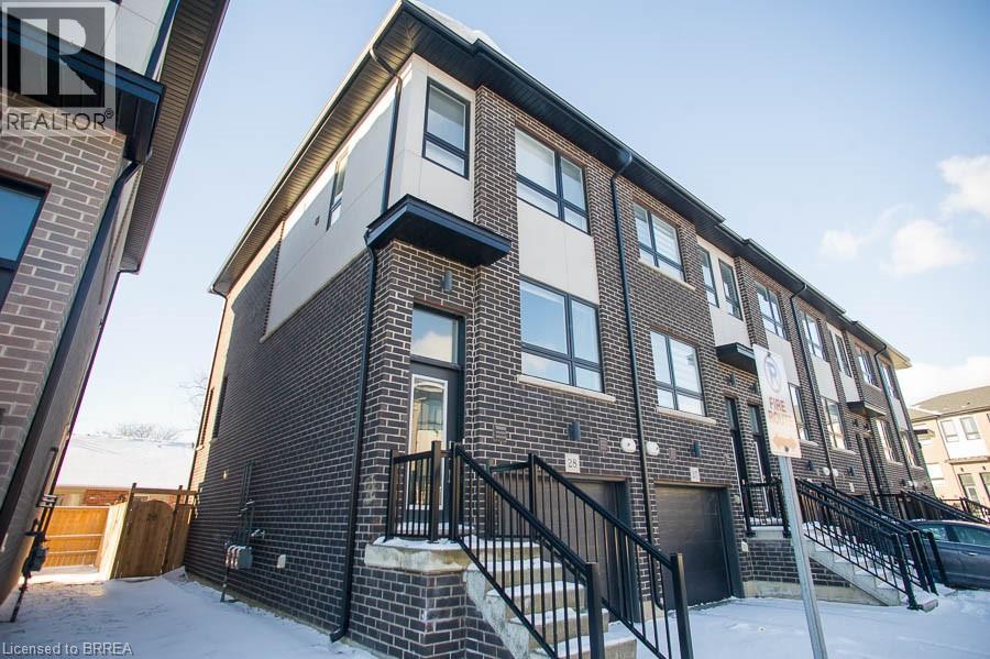 720 Grey Street Unit# 28, Brantford, Ontario  N3S 0K2 - Photo 2 - 40795307