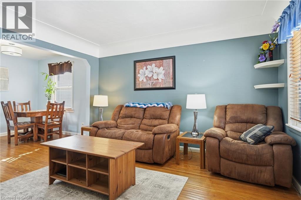 363 East 14th Street, Hamilton, Ontario  L9A 4C3 - Photo 6 - 40804232