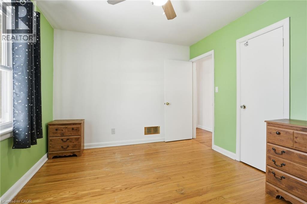 363 East 14th Street, Hamilton, Ontario  L9A 4C3 - Photo 16 - 40804232