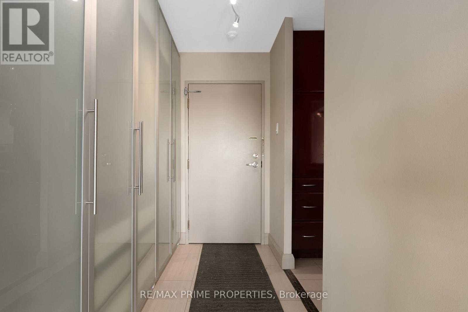 507 - 40 Landry Street, Ottawa, Ontario  K1L 8K4 - Photo 3 - X12775504