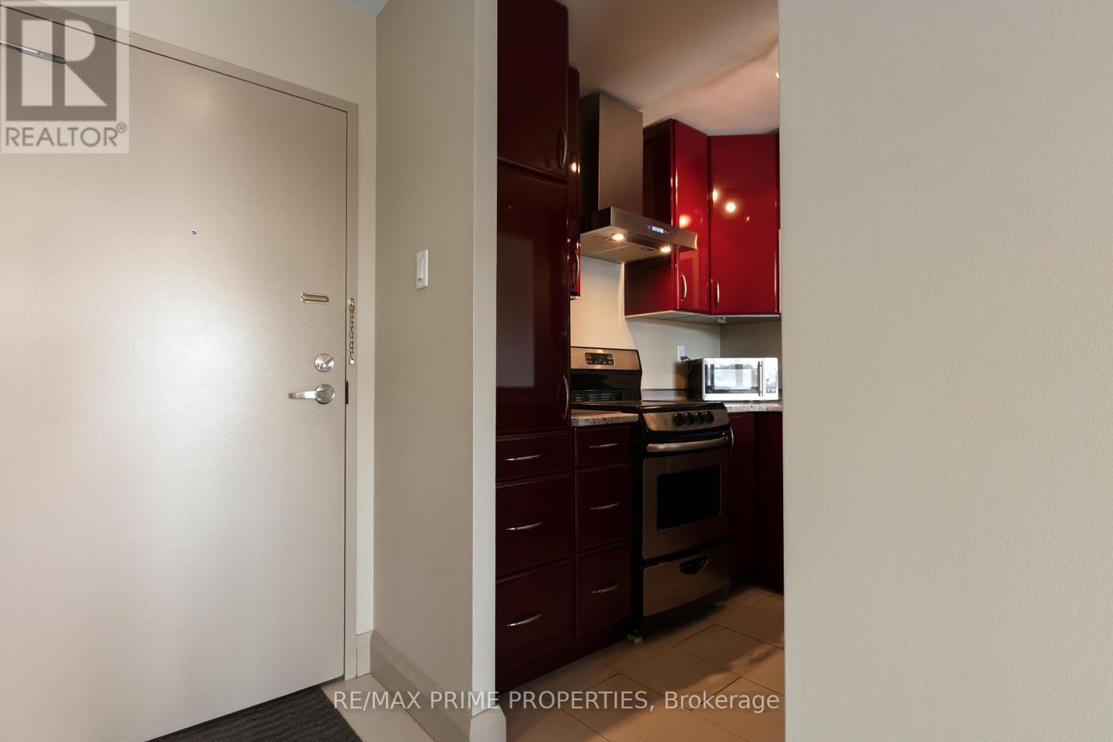 507 - 40 Landry Street, Ottawa, Ontario  K1L 8K4 - Photo 4 - X12775504